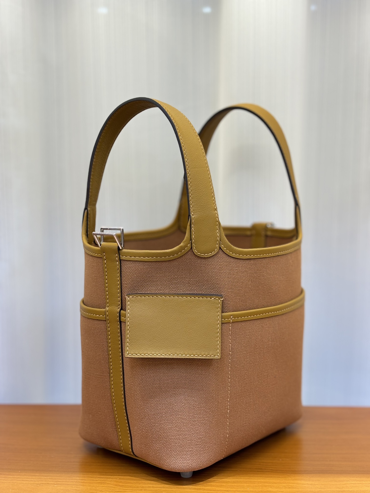 Hermes Picotin Lock 18 Pocket Bag In Sesame 